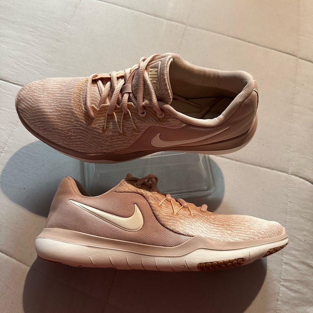 Nike Women's Beige and White Sneakers - Picture 8 of 11